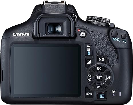 Canon EOS 2000D + objetivo EF-S 18-55 mm III