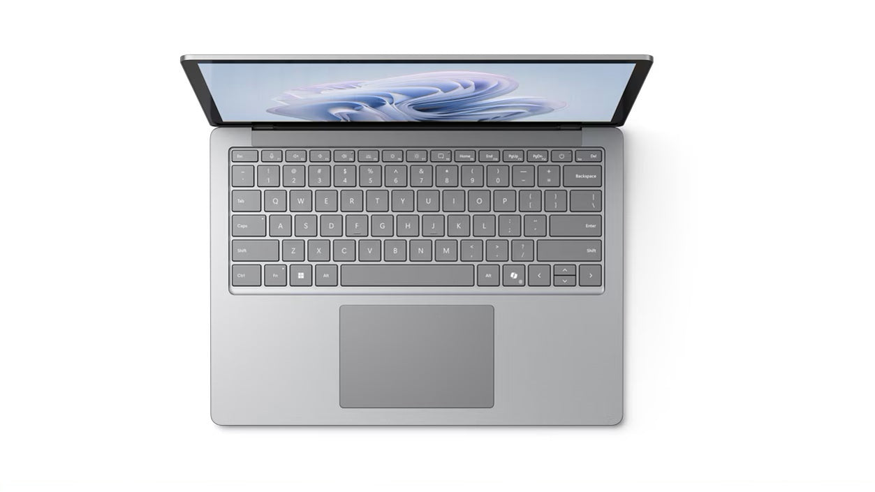 Microsoft Surface Laptop 6 para empresas - AI Ready - 13,5" - Intel Core Ultra 7 - 165H - 64 GB RAM - 1 TB SSD - Reino Unido